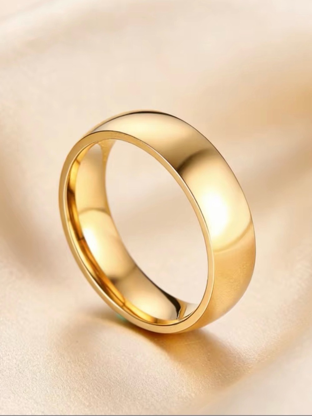 Polished Gold Band Engagement Ring